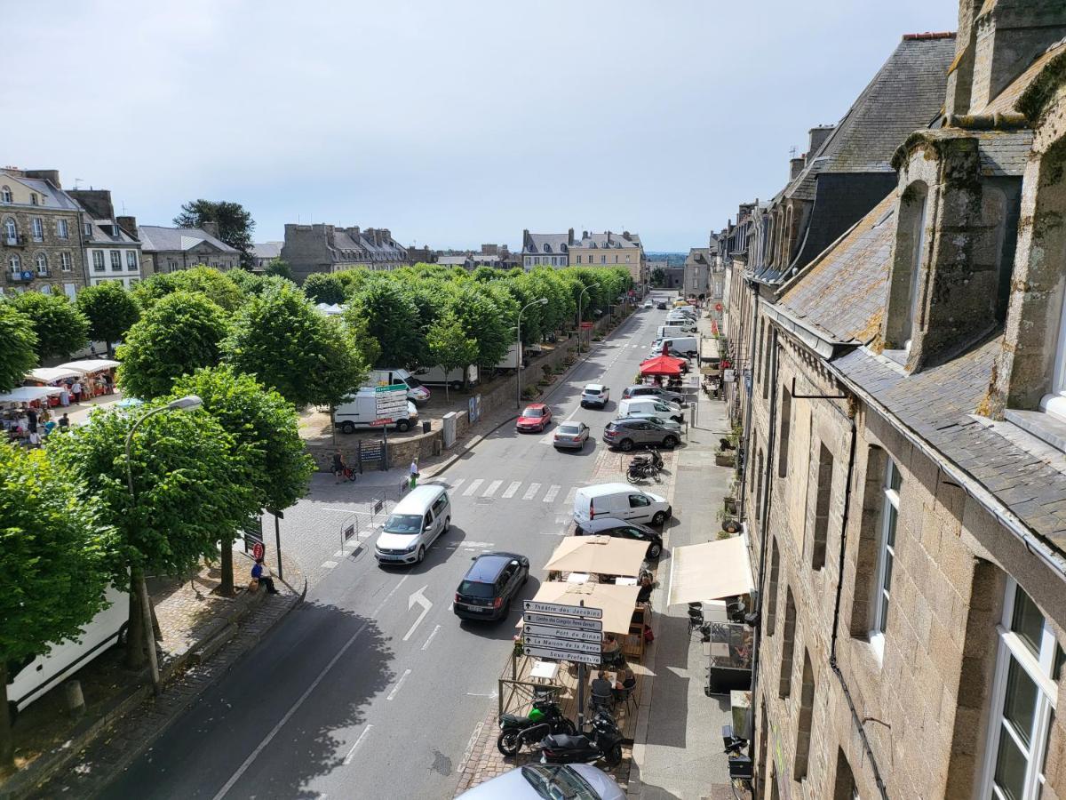 Les Appartements Du Marche Dinan Luaran gambar
