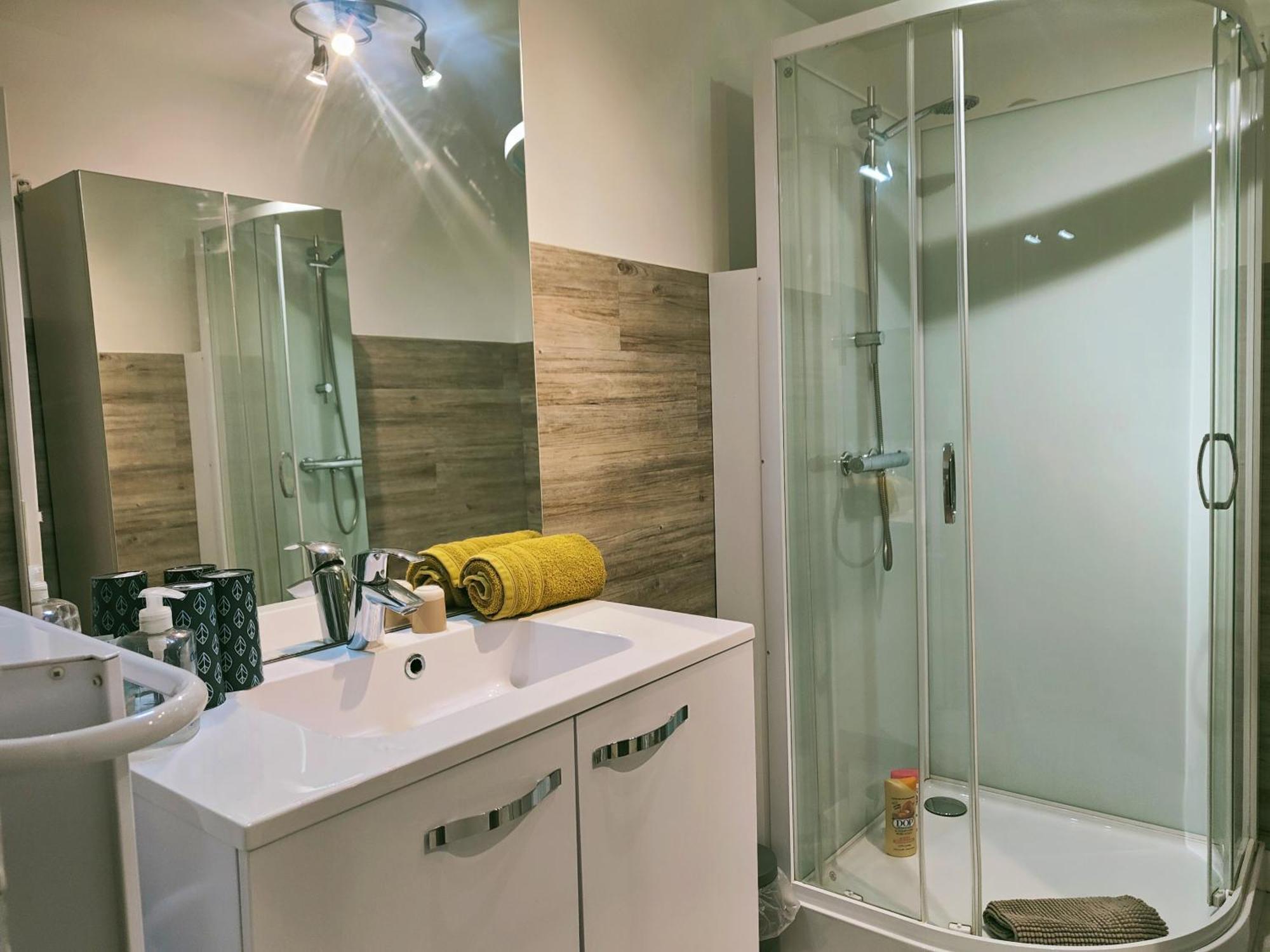 Les Appartements Du Marche Dinan Luaran gambar